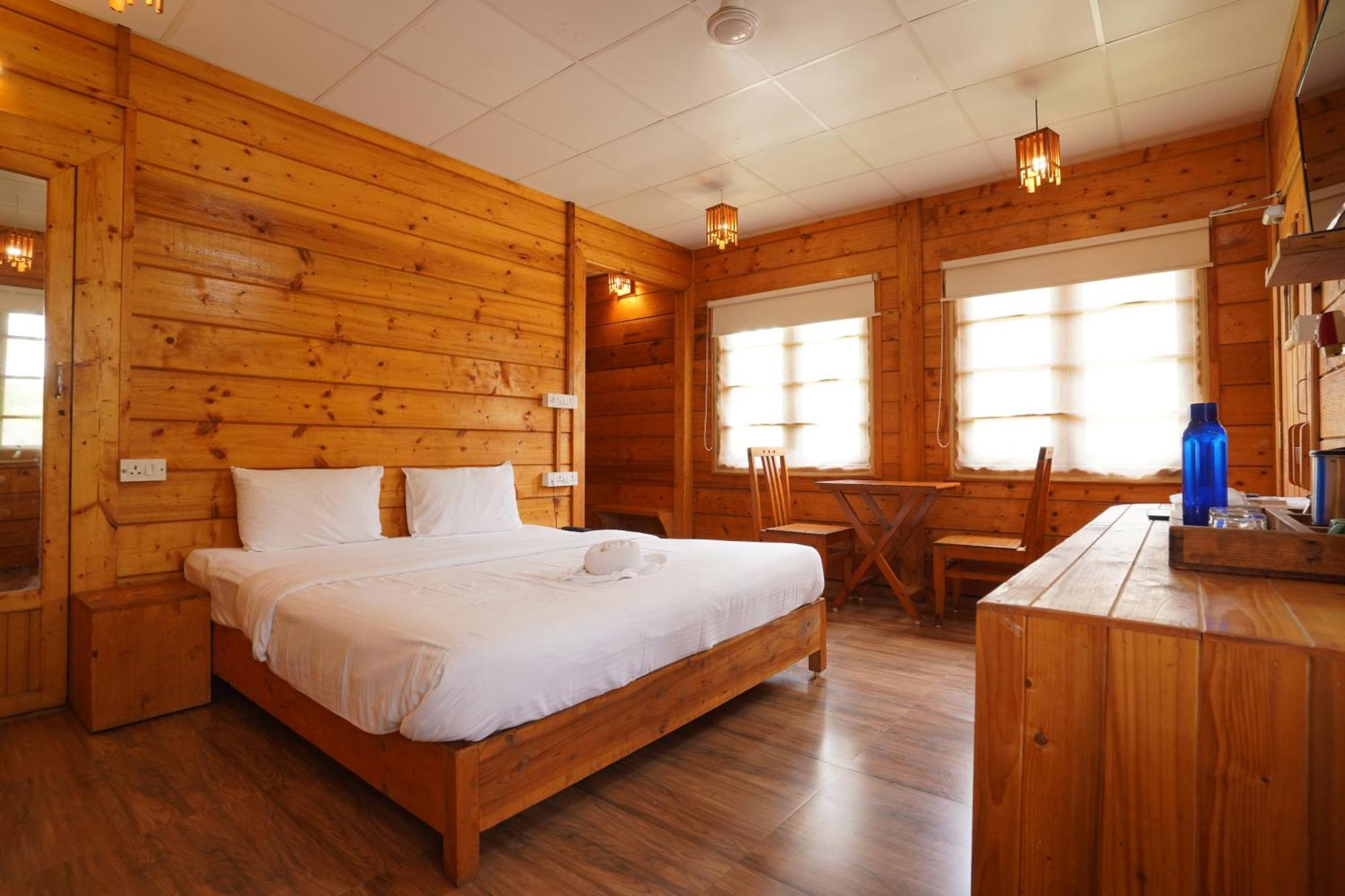 Tranquil Beach Resort Harihareshwar Экстерьер фото