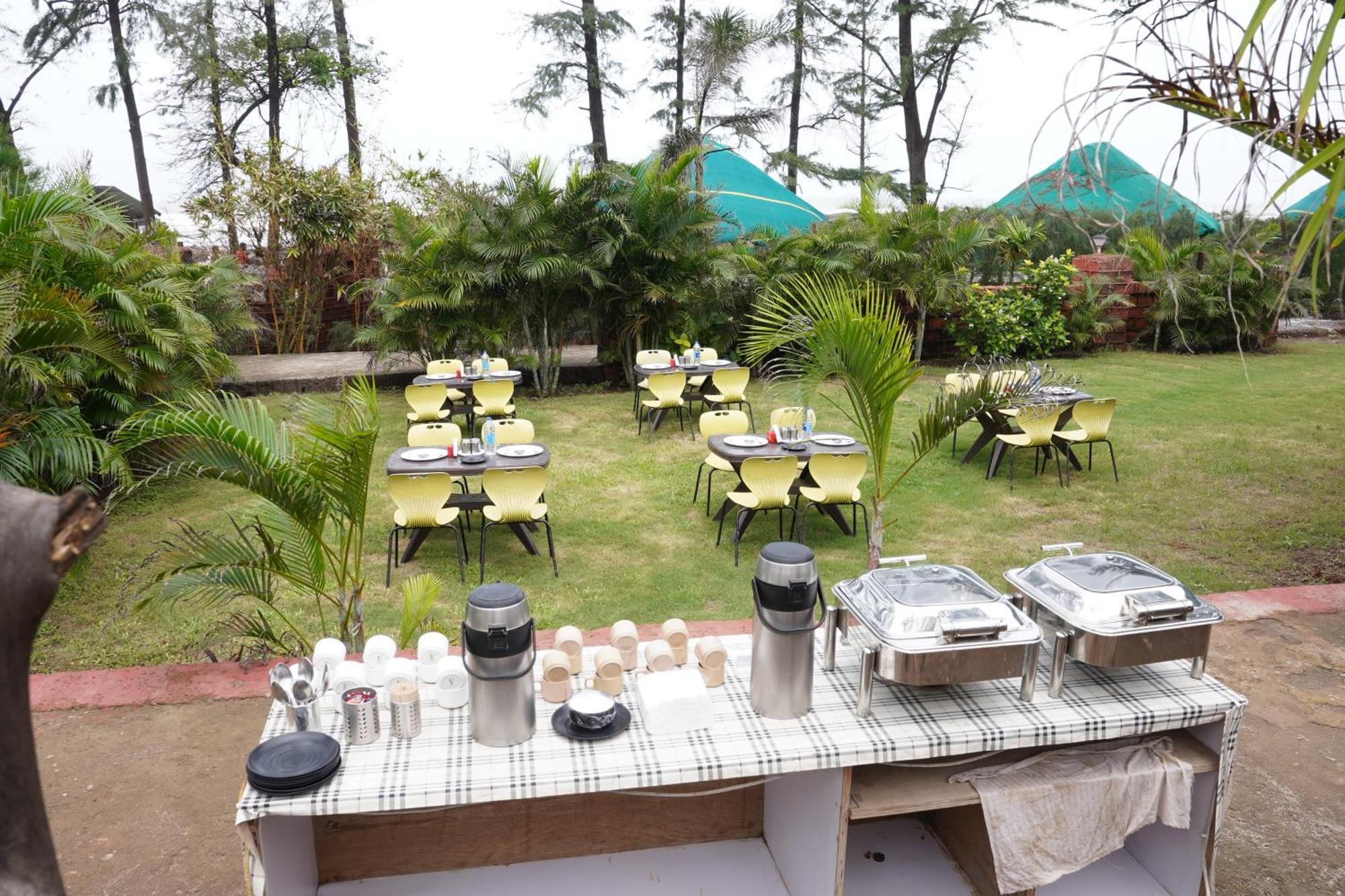 Tranquil Beach Resort Harihareshwar Экстерьер фото