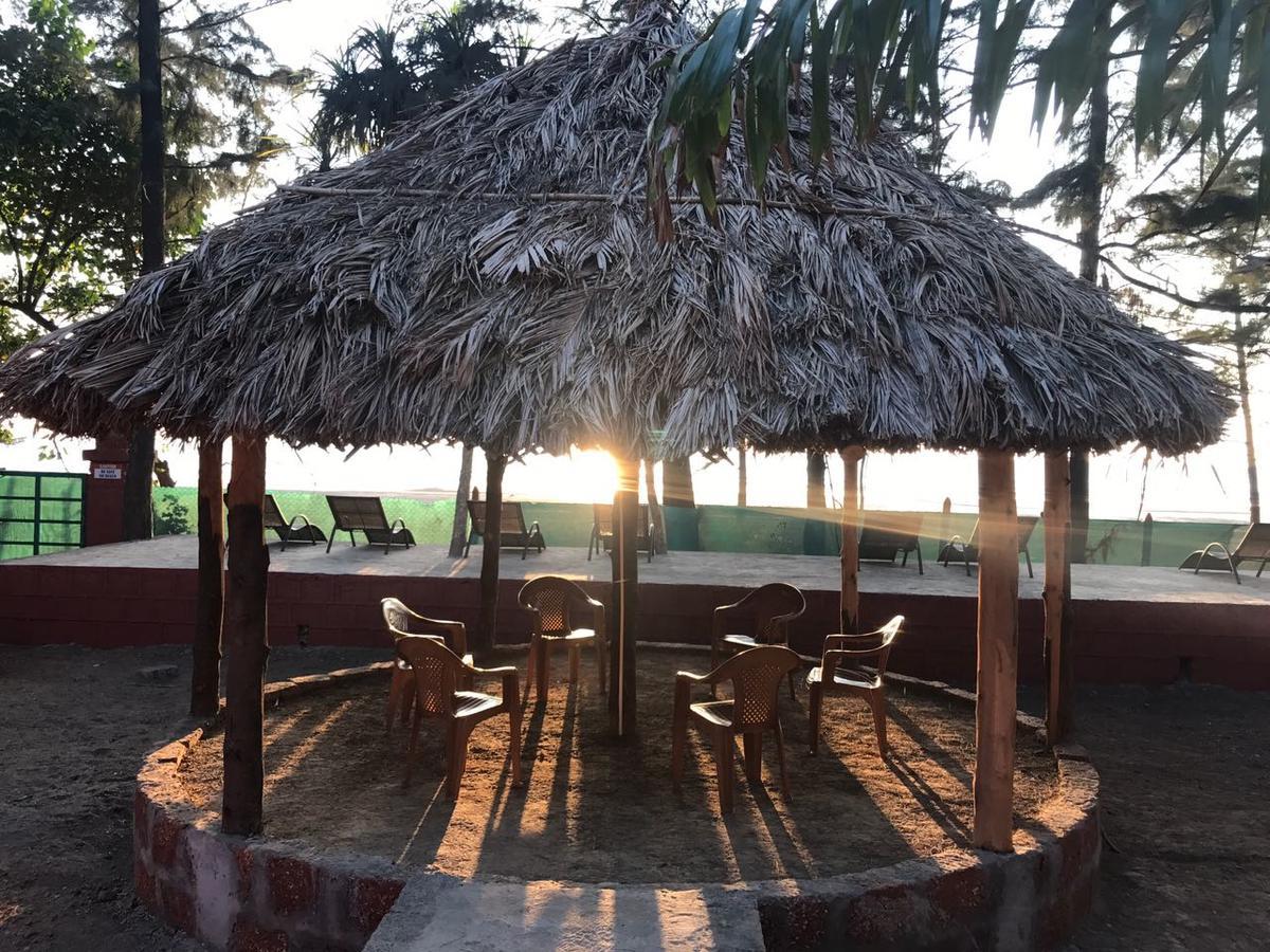 Tranquil Beach Resort Harihareshwar Экстерьер фото